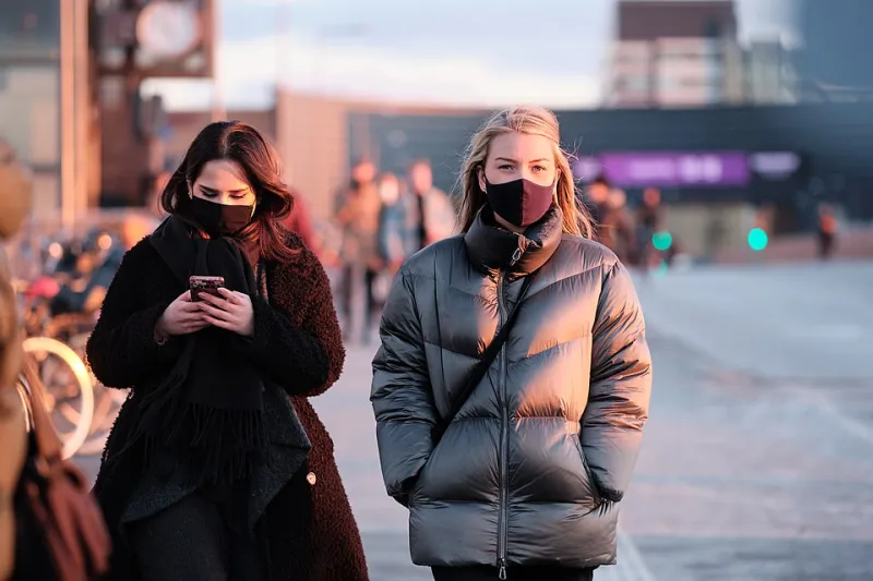 Designed to Distract: How Apps Are Engineered to Own Your Attention (and How to Take It Back)